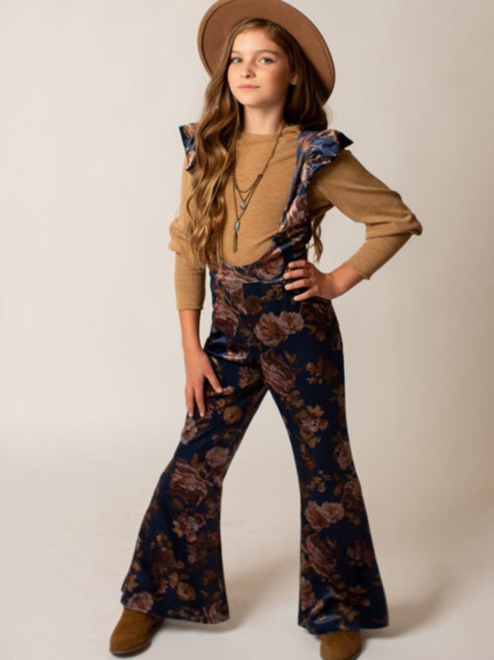 Joyfolie LUPE OVERALLS IN NAVY FLORAL size 7